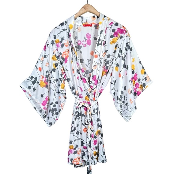JOSIE NATORI Floral Satin Kimono Robe - Picture 1 of 7